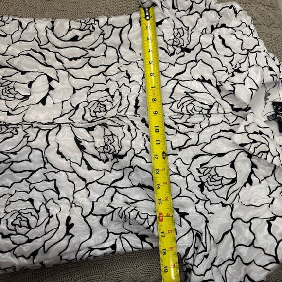 ALGO Women's Black and White Floral Jacket ~ L - Picture 10 of 14